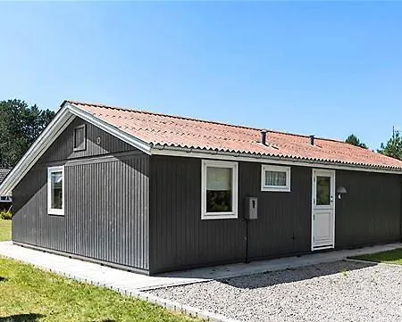 Cozy Summer House By The Ostersobadet, Rødby
