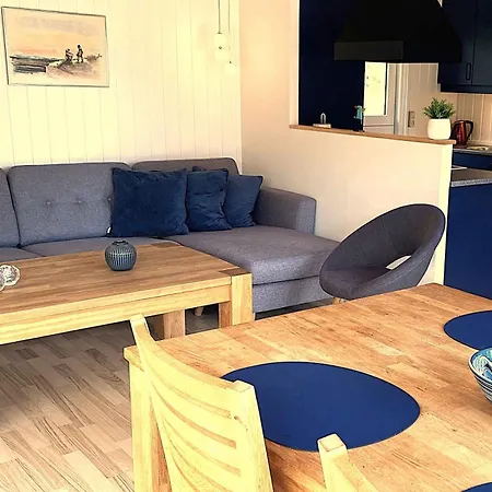 Cozy Summer House By The Ostersobadet